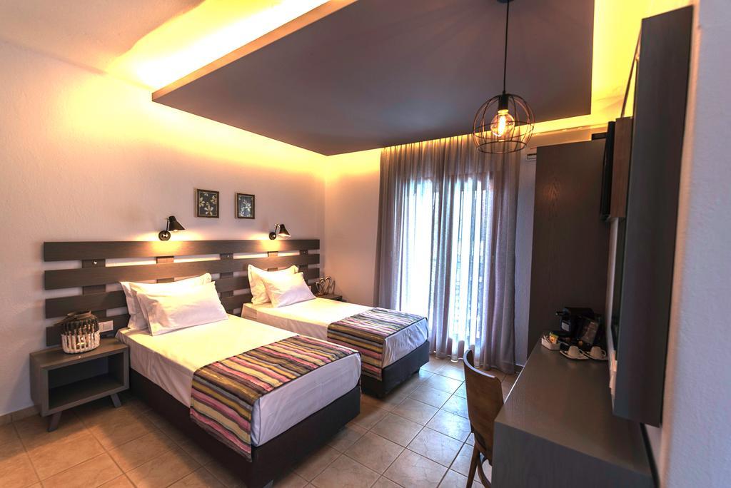 Aliston Hotel Thassos (Adults Only) สกาลา โปเตมิอัส ภายนอก รูปภาพ
