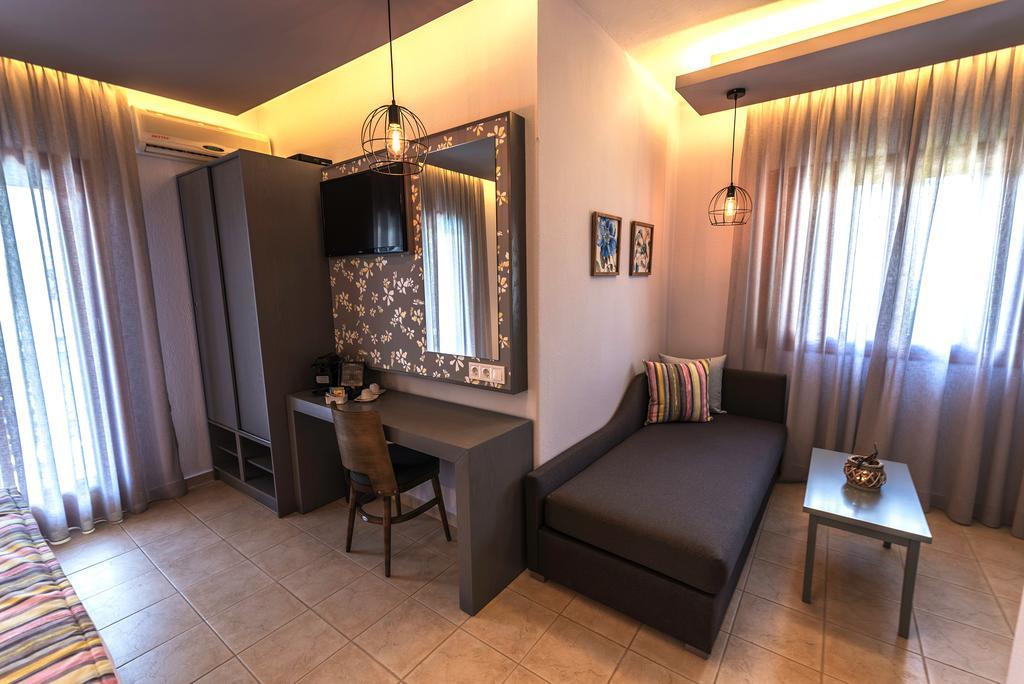 Aliston Hotel Thassos (Adults Only) สกาลา โปเตมิอัส ภายนอก รูปภาพ